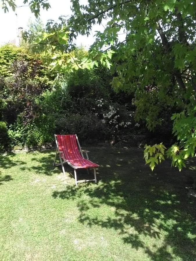 Chambre D'Hotes Des P'Tits Bonheurs Dosches Eksteriør bilde